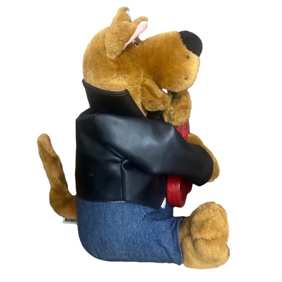 Vintage Y2K Rock & Roll Scooby Doo Plush Toy Plays Guitar Sings Soul Man WORKS! - Picture 4 of 7